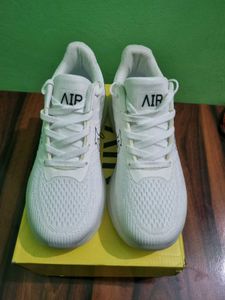 AIR Men's White Sports Shoes / Running Shoe