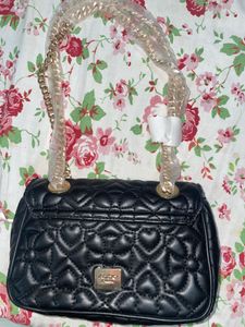 Black EXPERTISA Quilted Medium Cross Bag