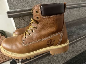 Timberland men’s tan boots
