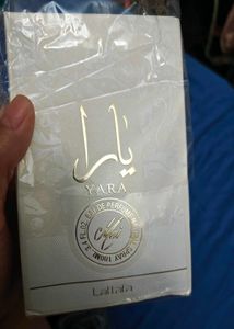 Lattafa Yara Moi EDP perfume
