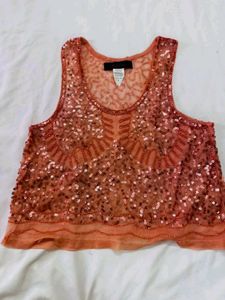 Surkh Sitara Top