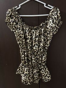 Leopard Print Off-Shoulder Top