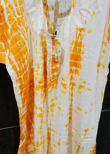 Comfortable Maxi Nightgown with Vibrant Print