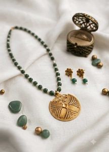 Stunning Gold Plated Necklace & Earrings Set