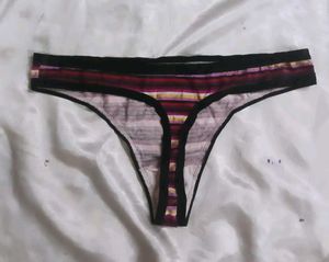 Women's Lace Thong Panty