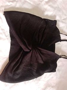 Chic Black Sleeveless Top fixed price