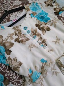 🌸 Elegant Floral Frock for Girls 🌸