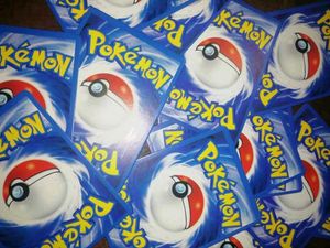 300 Pokemon cards Mix Lot