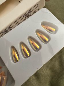 Press On Nails