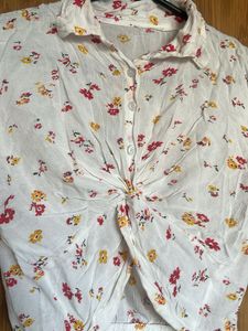 Boho Twist Front Floral Crop Shirt