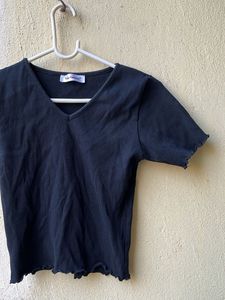Set Of 2 pinteresty Black and blue V-Neck ribbed