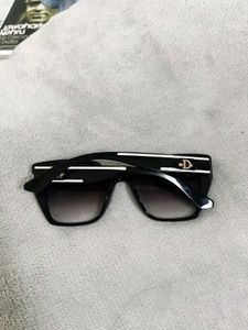 Chic Black Oversized Sunglasses