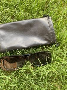 unused trendy sunglasses unisex black rectangle
