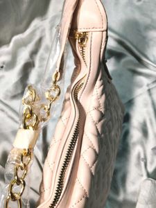lykyk pink 🩷 Quilted Shoulder Bag