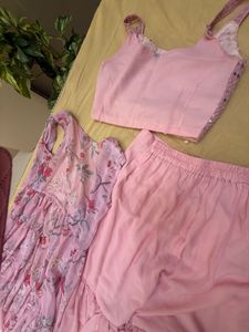 Chic Pink Floral Kurta Set with Sequins