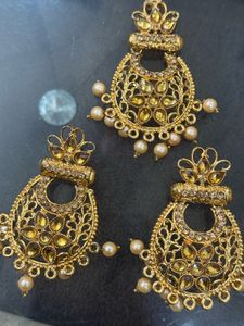 Traditional Indian Maang Tikka &amp; Earrings Set