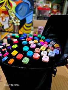 🎨 Professional Colour Marker Set – Vibrant &amp; Long