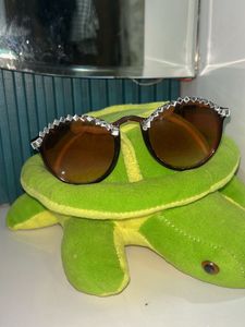 Sparkling Embellished Round Sunglasses