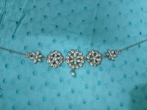 Elegant Pearl Flower choker Necklace