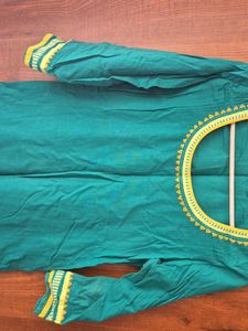 Green Embroidered Kurta