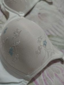 White net Lace Floral Bra 34B