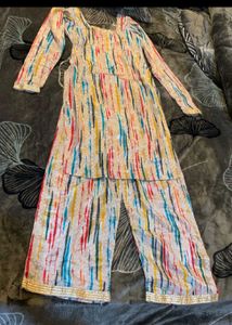 🎀🕊️Vibrant Striped Kurta Set