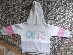 cute girls hoddy, size 3-4