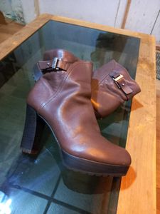 Chic Brown Leather Platform Boots