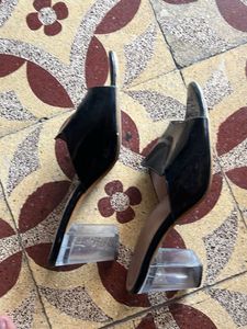 Chic Black Slides