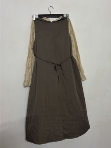 Elegant Two-Tone Maxi Dress