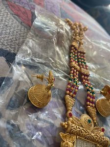 Exquisite Gold-Plated Necklace with Pearls &amp; Ruby