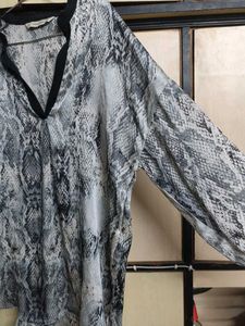 Snake print Zara top