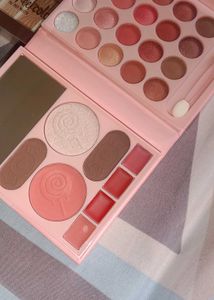 ANYLADY Owl's Gaze Makeup Palette