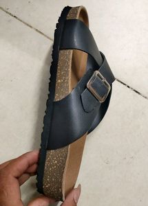 Black Flipflop/Flats