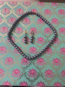 Beautiful Grey Pearl Set with Matching Earrings