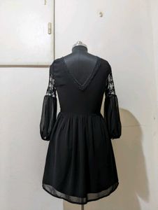Elegant Black Lace Dress
