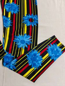 🆕 Vibrant Floral Striped Satin Legging