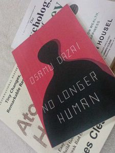 Book Bundle: Atomic Habits, A Man Called Ove