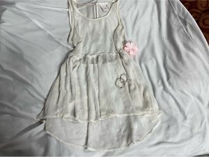 Chic Off-White Embellished Gown🤍