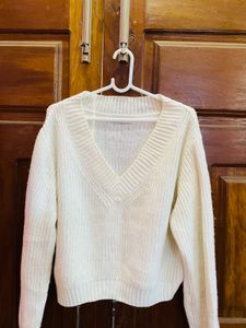 Cozy V-Neck Cream Knit Sweater