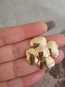 Gold Flower Statement Ring