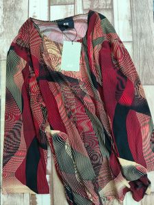 H&amp;M Unique Abstract Print Top - L