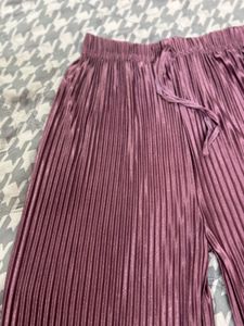 Pleated Wide Leg Pants