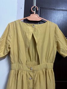 Elegant Yellow Midi Dress