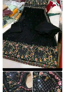 Embroidered Block Naira Cut Suit