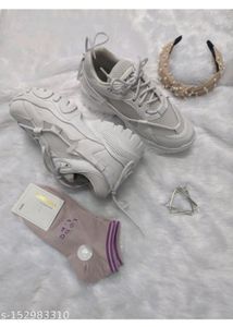 White Sneakers For Women N Men