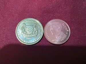 🔥 Singapore 5 Cents And Thailand 25 Satang Coins