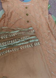 Elegant Peach Kurta Set with Silver Stripes