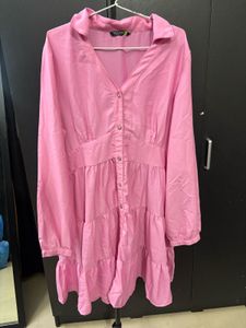 Chic Pink Tiered Midi Dress