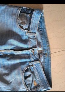 Men's Light Wash Denim Jeans